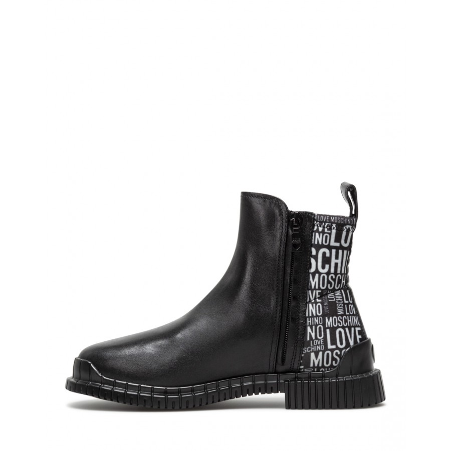 Women's Ankle Boot LOVE MOSCHINO JA21053 Black Logoed Leather