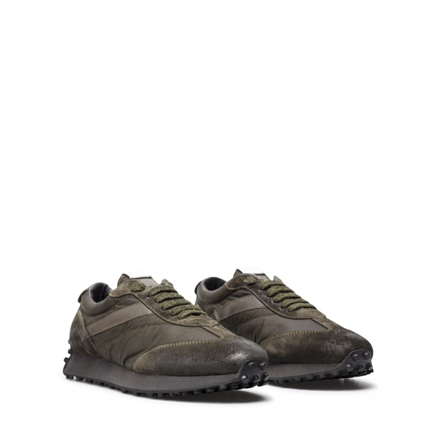Zapatos Hombres Sneakers DOUCAL'S V17 Fast Military Verde
