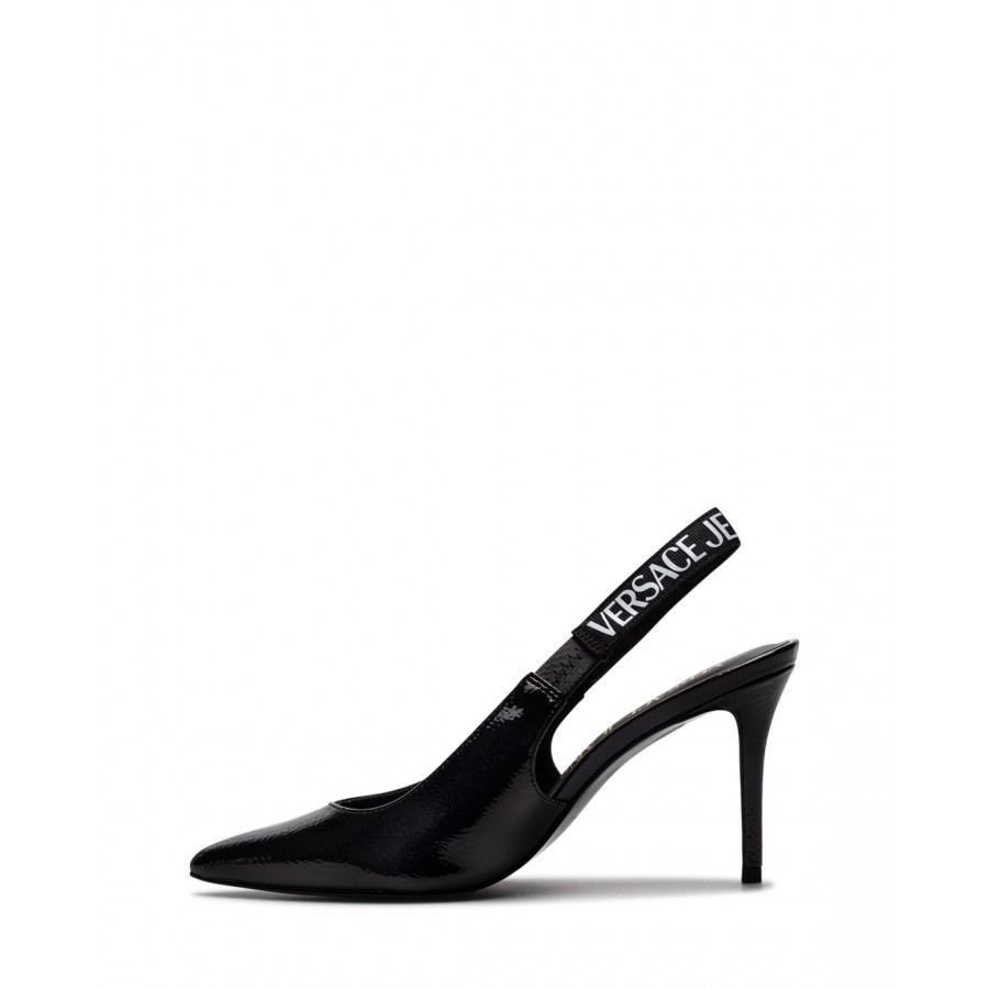 Rachel Brosnahan Takes Flight in Versace Heels at Tony Awards 2023 – Rvce  News